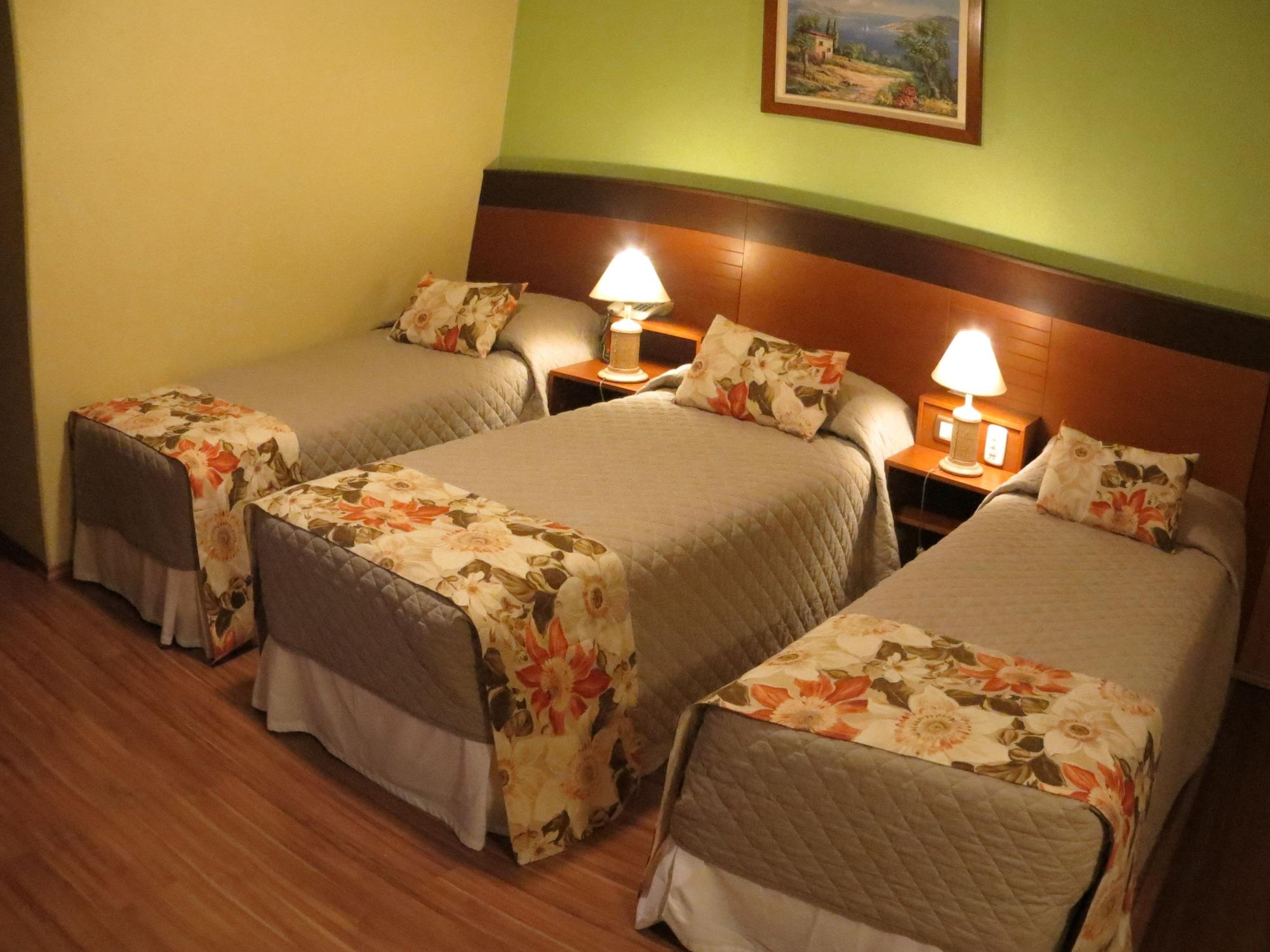 Hotel Serra Nevada Канела Екстериор снимка