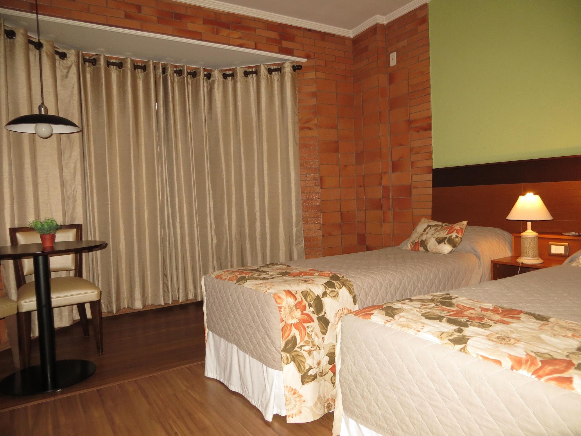 Hotel Serra Nevada Канела Екстериор снимка