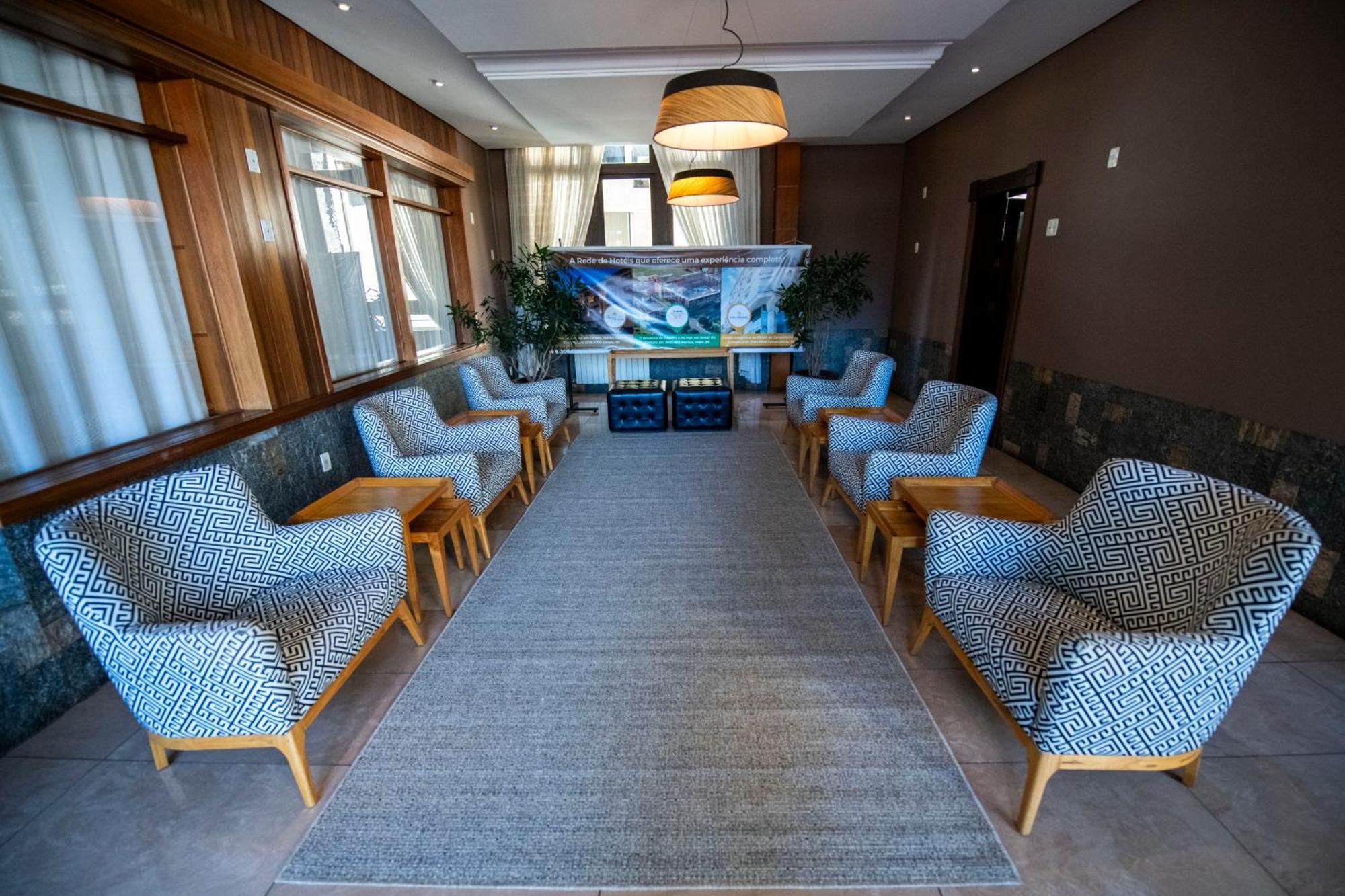 Hotel Serra Nevada Канела Екстериор снимка