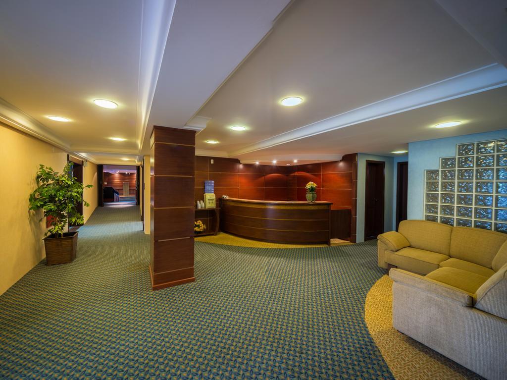 Hotel Serra Nevada Канела Екстериор снимка