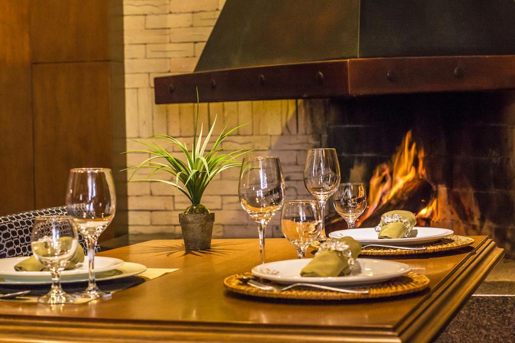 Hotel Serra Nevada Канела Екстериор снимка