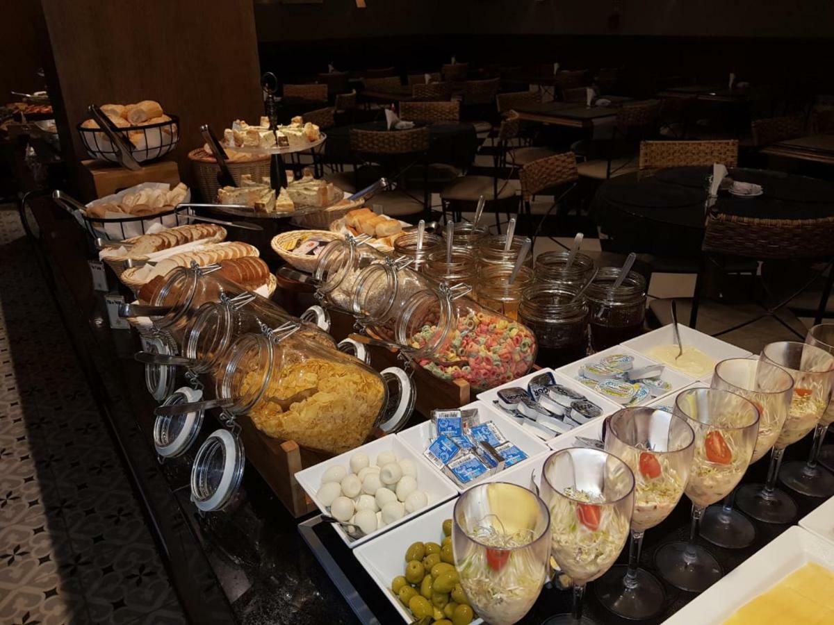 Hotel Serra Nevada Канела Екстериор снимка
